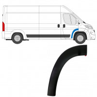 Moulure latérale sur porte avant pour Fiat Ducato 2018- / Droite 7780