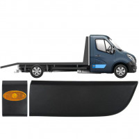 Moulure latérale avec lampe pour Renault Master 2010- / Droite / Cabine simple / Ensemble 10024