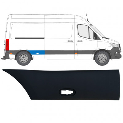 Moulure latérale sur aile arrière pour Mercedes Sprinter 2018- / Droite 12940