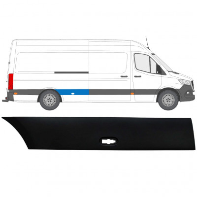 Moulure latérale sur aile arrière pour Mercedes Sprinter 2018- / Droite 12934