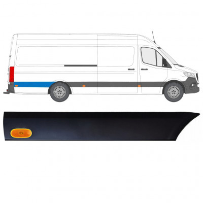 Moulure latérale de l'aile arrière avec lampe pour Mercedes Sprinter 2018- / Droite / Ensemble 12970