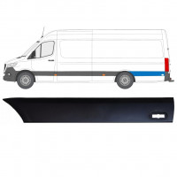 Moulure latérale sur aile arrière pour Mercedes Sprinter 2018- / Gauche 12943