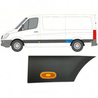 Moulure latérale de l'aile arrière avec lampe pour Mercedes Sprinter 2006- / Gauche / Ensemble 10018